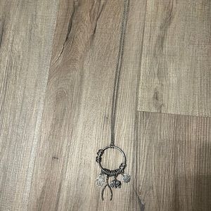 Long necklace